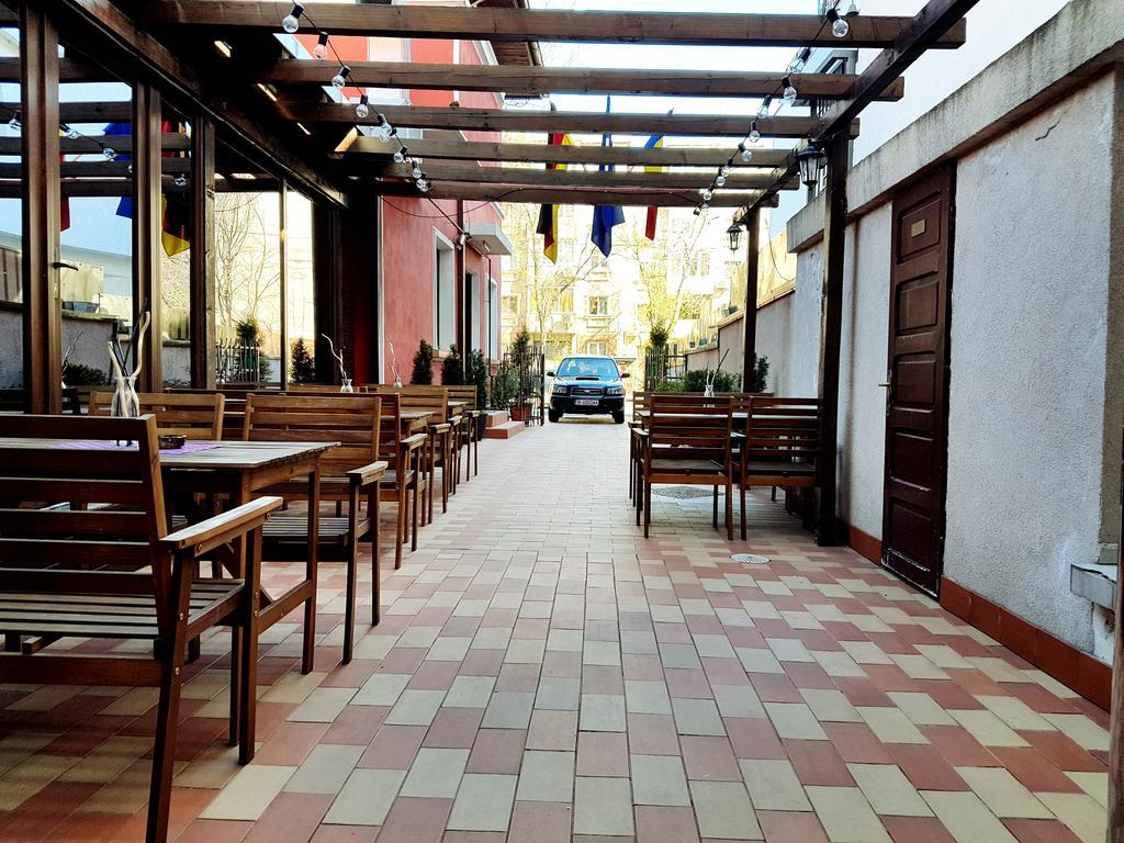 Hotel Mic Bucharest Exterior photo